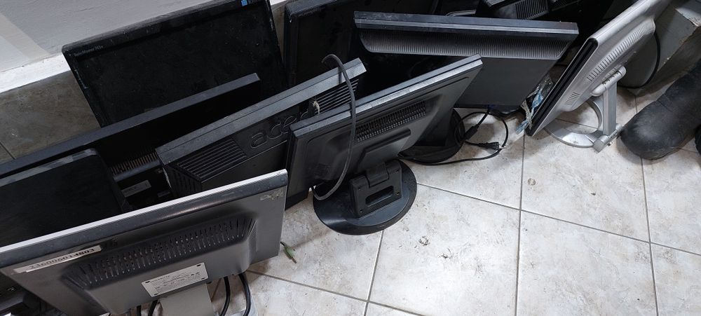 Монитор 17" асер б/у