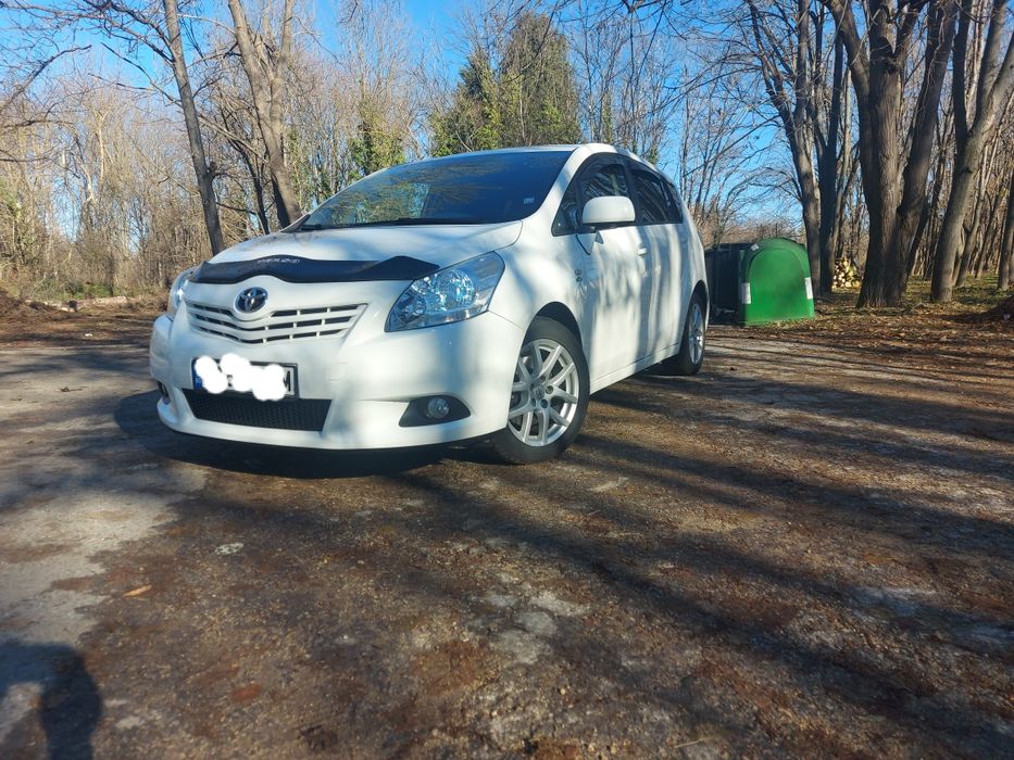 Тойота Версо 2.2 d cat