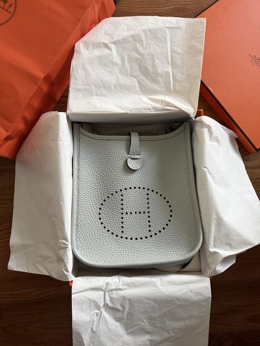 Сумка Hermès Evelyne 16