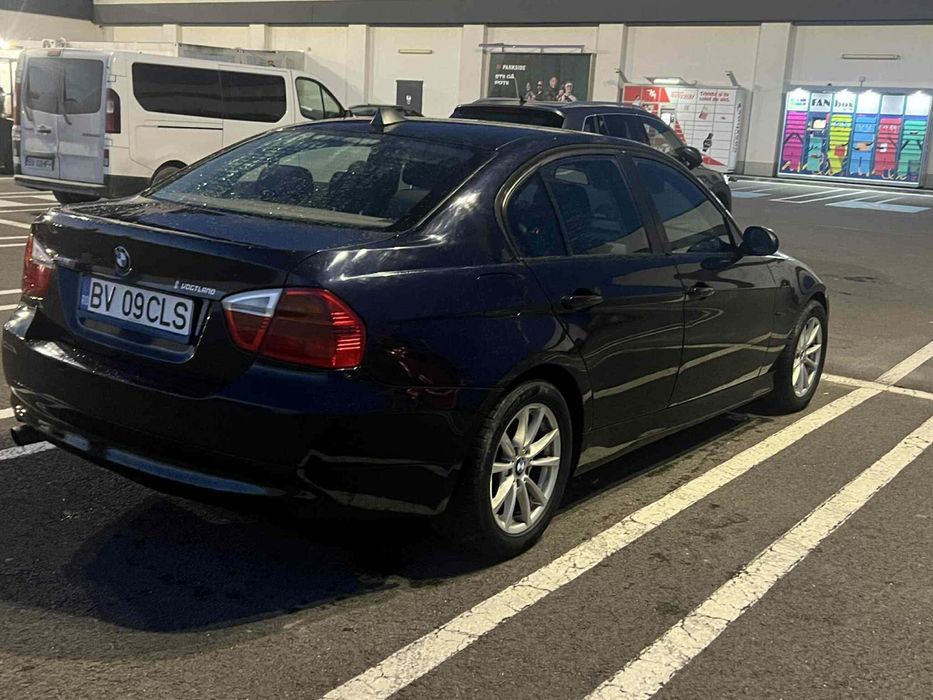 Bmw e90 318 d  2007