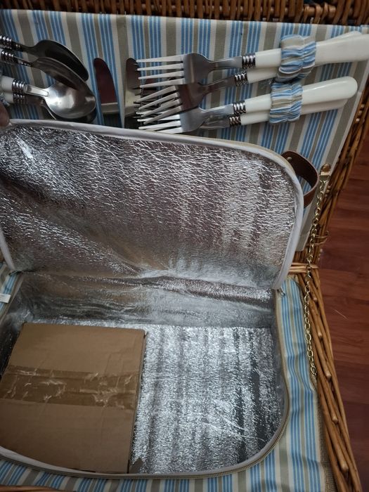 Cos picnic Bremen Madison Park, 4 persoane, elegant, patura inclusa, 46 x 30 x 21 cm