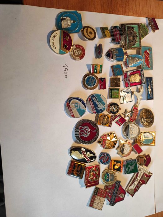 Значки железные СССР