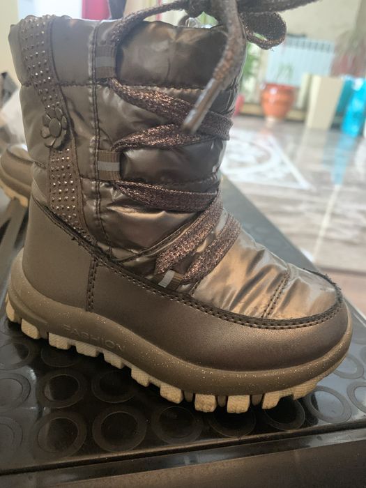 Зимние сапожки на девочку 22 размер на 1-3? года