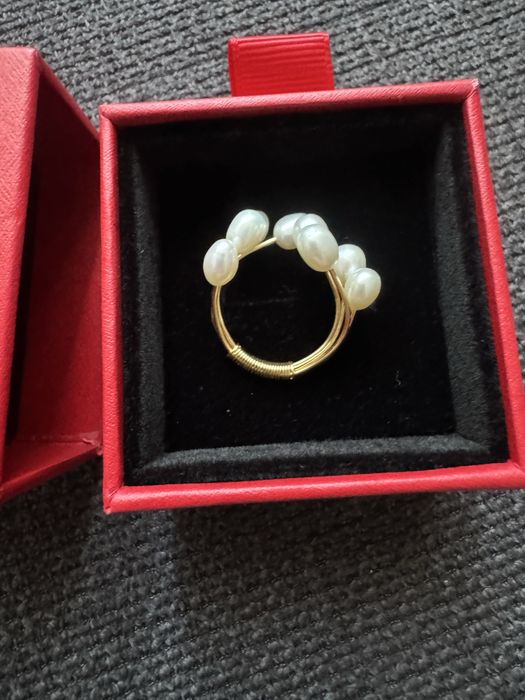 Нов пръстен с естествени перли 60€