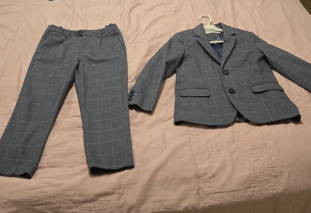 Детски официален костюм