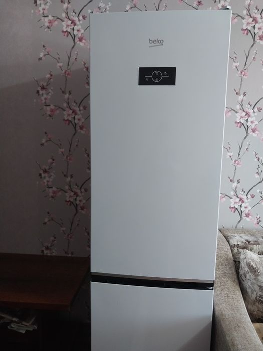 Холодильник beko