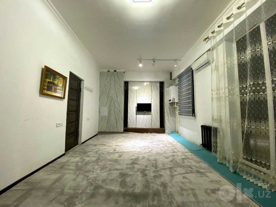 Yunusobod 2 , shahriston metro ,XON SAROY + TALABALARGA