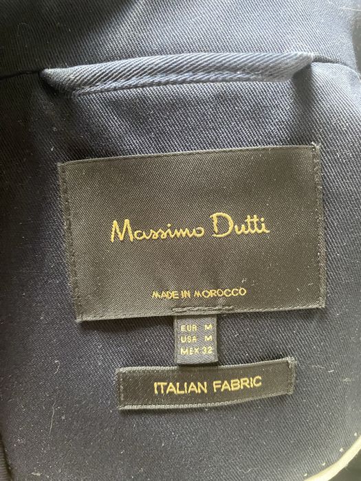 Тренч Massimo Dutti.