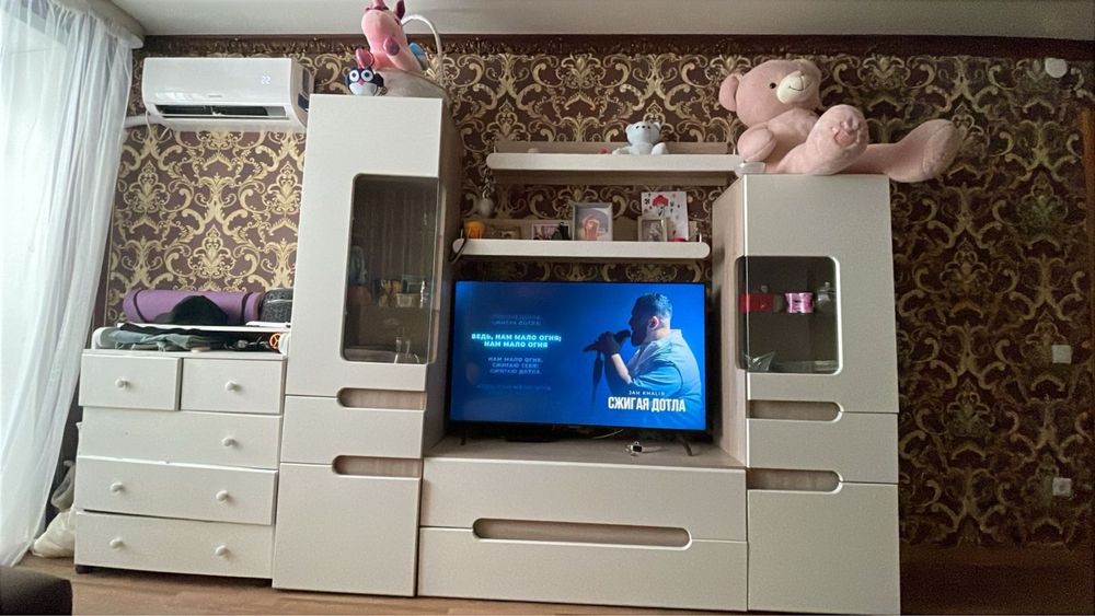 Продам стенку недорого
