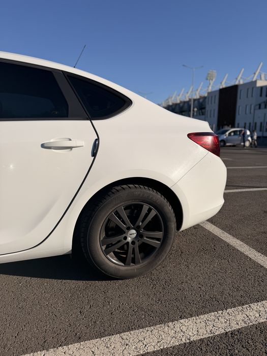 OPEL Astra 2016 — imagine 5
