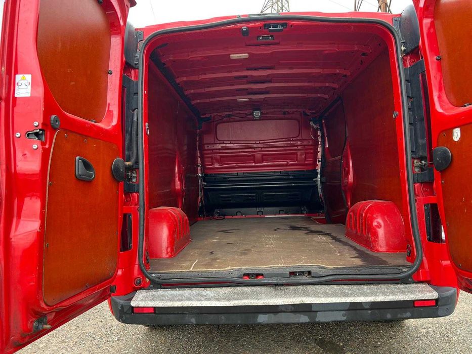 Opel vivaro ,model lung ,2016