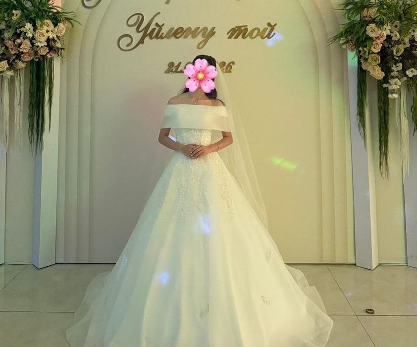 Свадебное платье