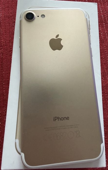 Iphone 7 Gold запазен