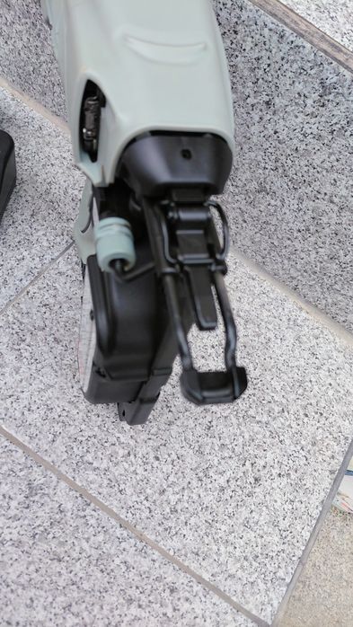 HITACHI NT 50GS GAS Акумулаторен такер с газ