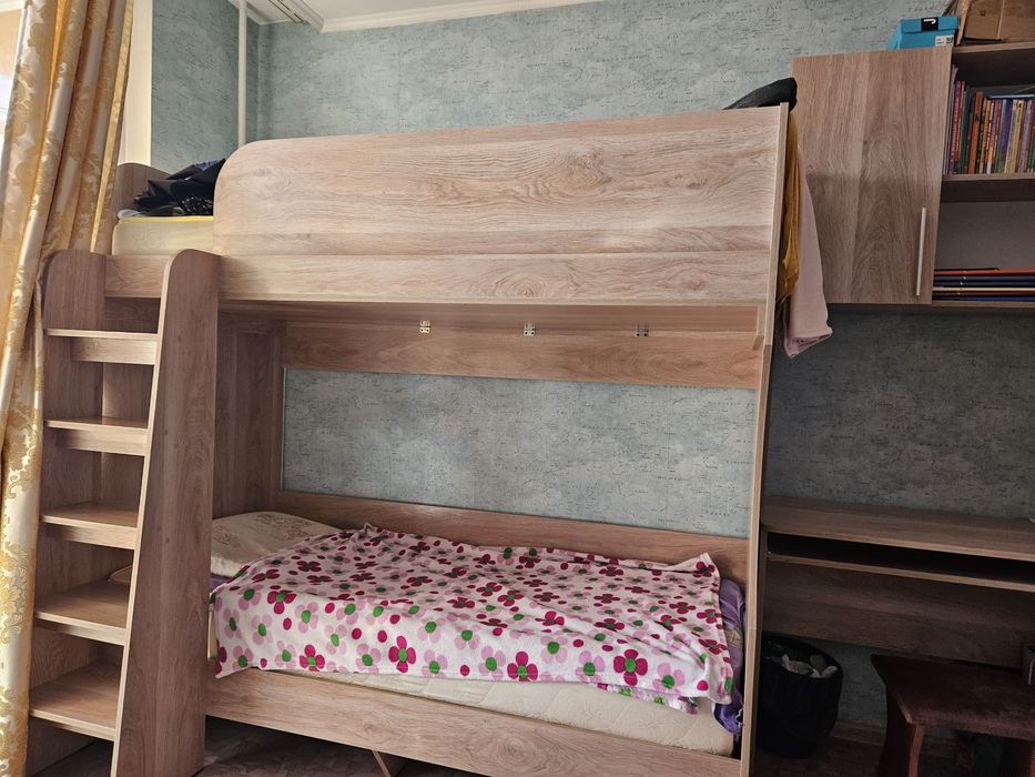 Продам мебель в детскую комнату