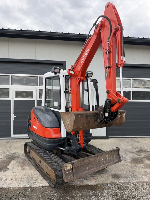 Miniescavator kubota 2,6 tone