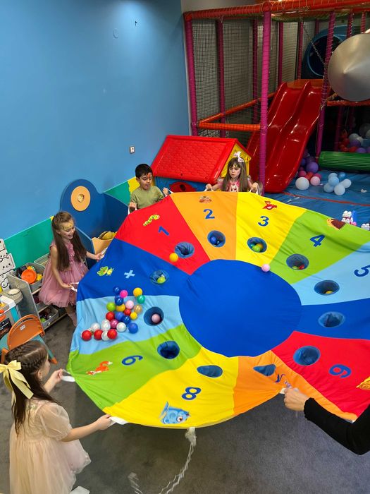 Детски Клуб Шарен Свят - Организиране на рожден ден, имен ден и погачи