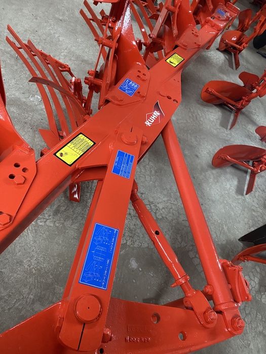 Plug Kuhn Multimaster si Master 110 103 122 cu 4 brazde 2012 Lemken