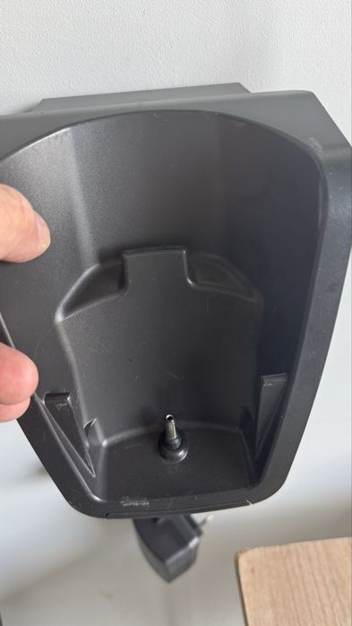 Incarcator si dock incarcare aspirator Miele Triflex HX1