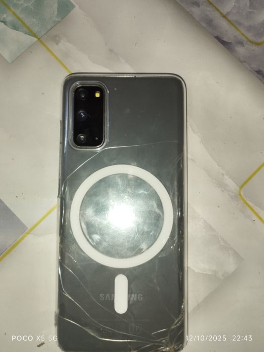 Samsung s20 5g 12+8RAM  128Xotira  pubg mobile 90 fps