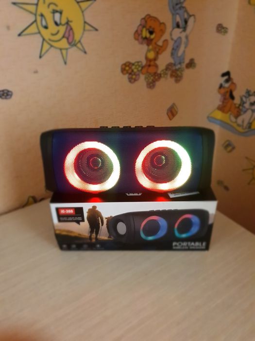 Колонка мощная с подсветкой