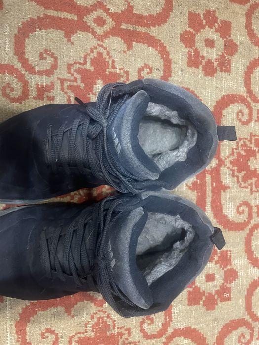 зимние кроссовки адидас