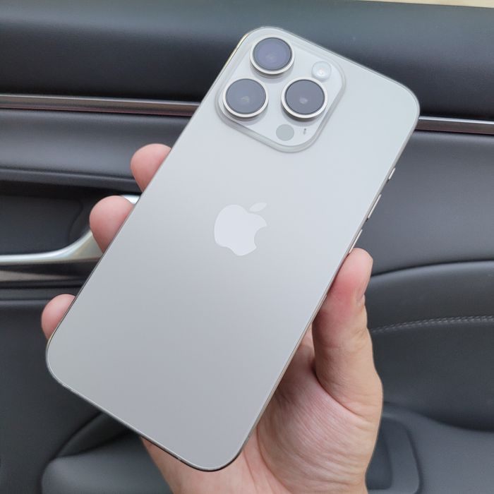 IPhone 15 Pro 2 Simkartali