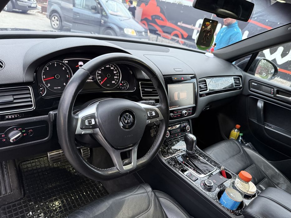 Vw Touareg 3.0 TDI CASA sau Schimb cu 8+1