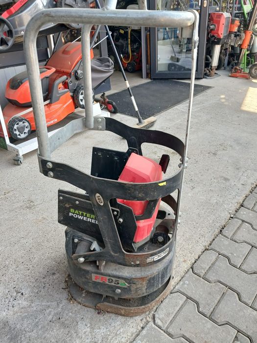 Placa compactoare WACKER 225 kg  + 95kg