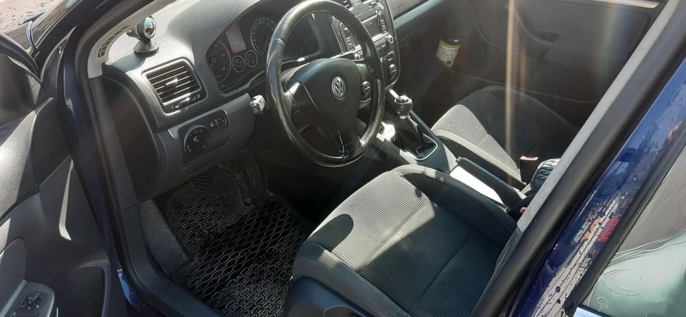De vanzare Golf 5