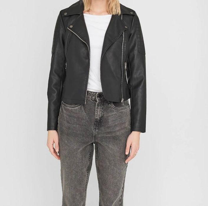 Jacheta imitatie de piele