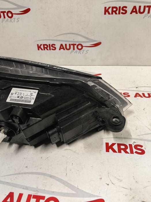 Ляв фар Skoda Superb Xenon LED 2018г