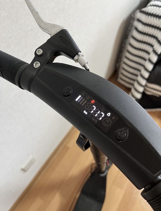 Электросамокат продам