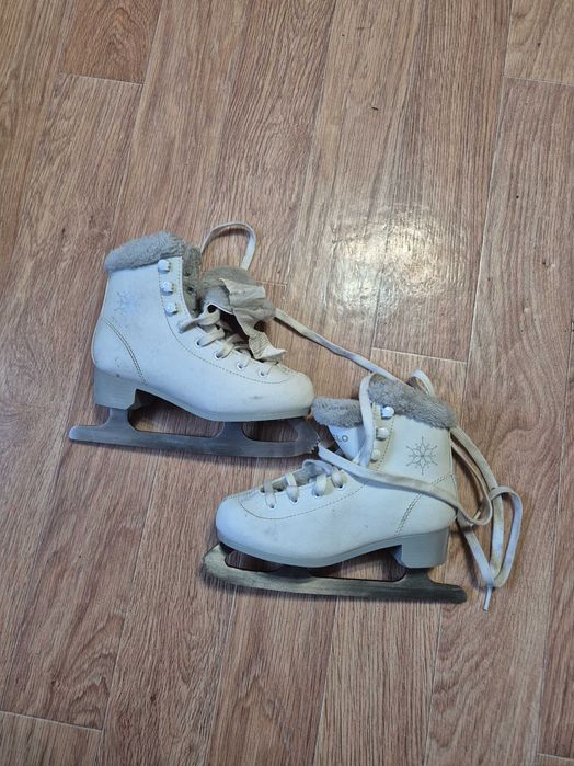 Коньки детские размер 33 / 34
