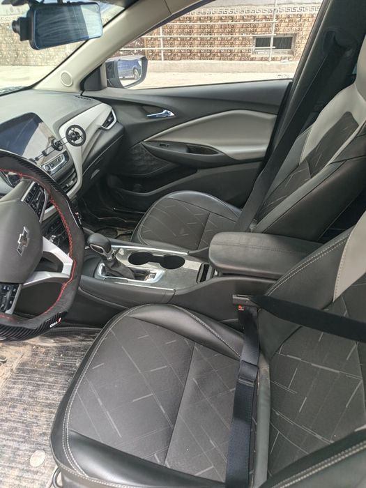 Chevrolet onix avtomobili