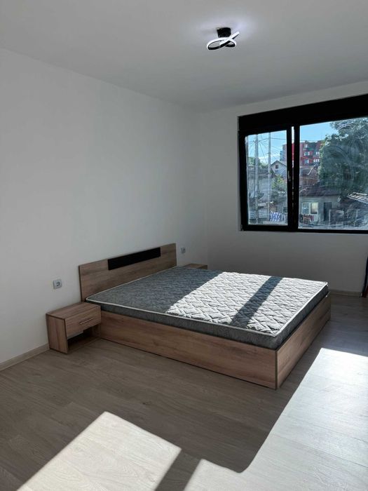 Дава се под наем Двустаен апартамент в София, Зона Б-19 - 60 кв.м за 550 € - Снимка #2