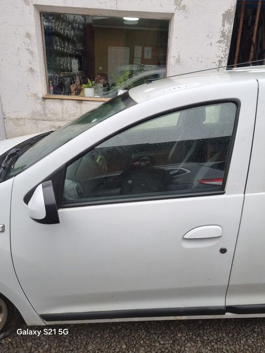 Usa Stanga Fata Dacia Dacia Logan II MCV 2013 - 2016 SUV 4 Usi Blanc Glacier DV369 (1422)