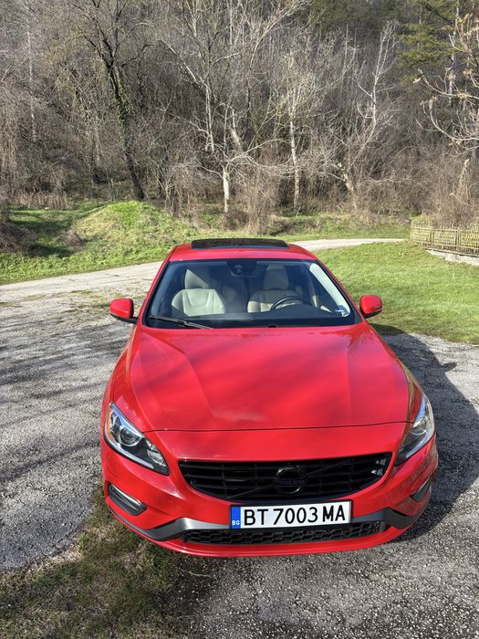 Volvo S 60 T5 AWD Dynamic 250 к.с. 2017 год.