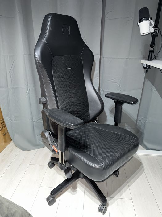 PREMIUM - Scaun Gaming Noblechair