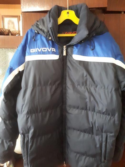 Мъжко зимно яке GIVOVA