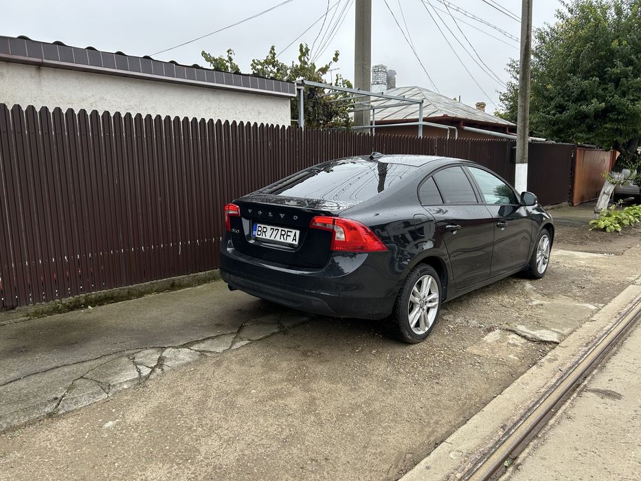 VOLVO S60 2013 — imagine 4