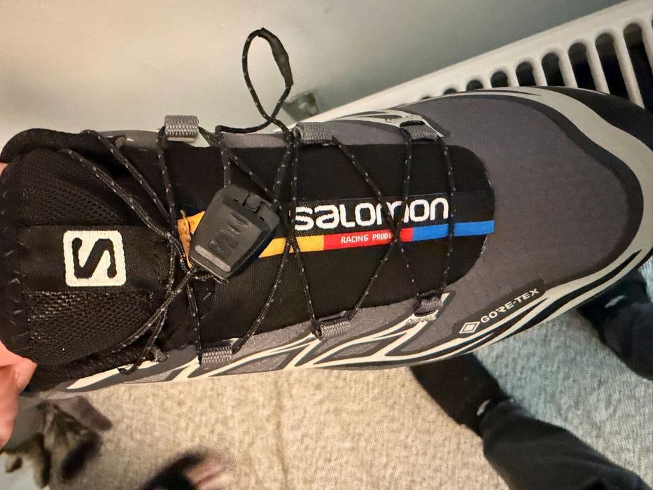 Adidasi Salomon n41 noi fara cutie