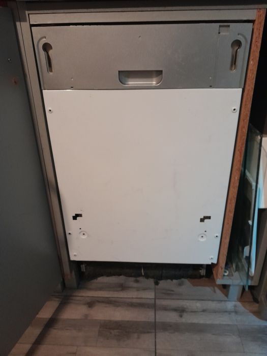 Masina spalat vase Arctic și whirpool