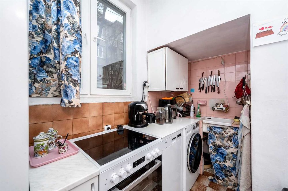 Дава се под наем Тристаен апартамент в София, Център - 98 кв.м за 188700 € - Снимка #5