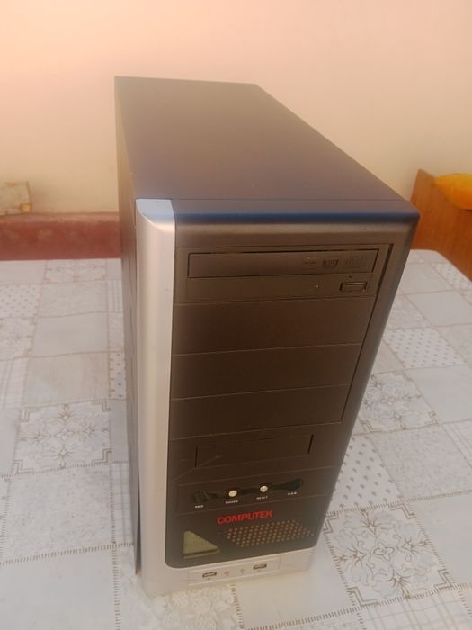 Кампютор сотилади