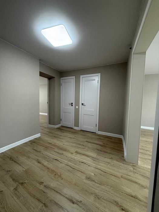 Продается евро 3 комн кв. А-хана,18