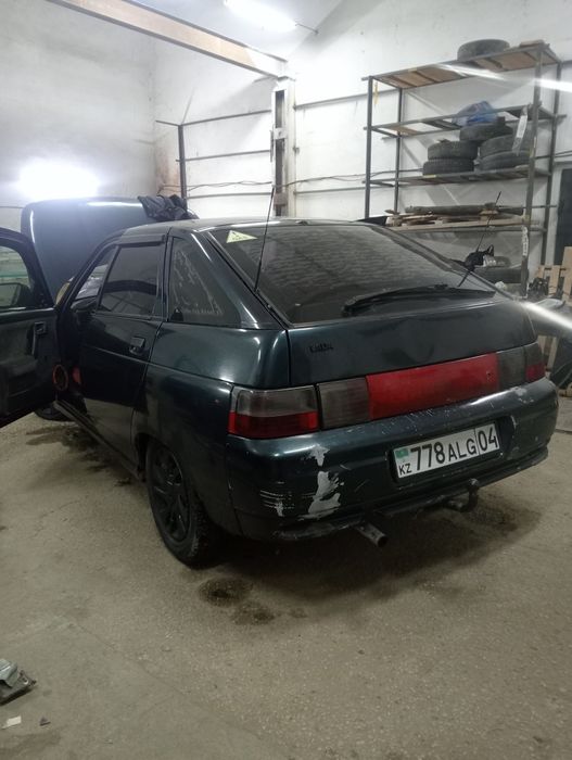 Продам ваз 2112.