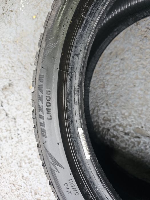 225 40 18 m+s bridgestone