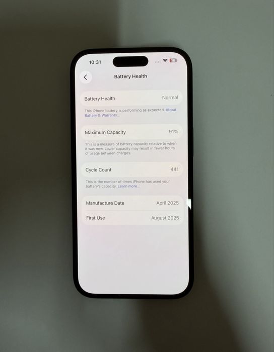 iPhone 16, 128GB, Черен – Отлично състояние, на 1 година