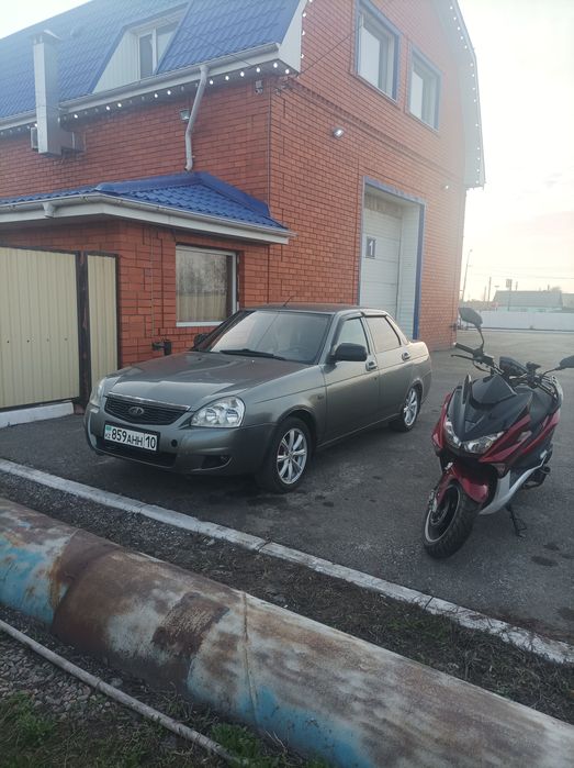 Продам Приору 2013г